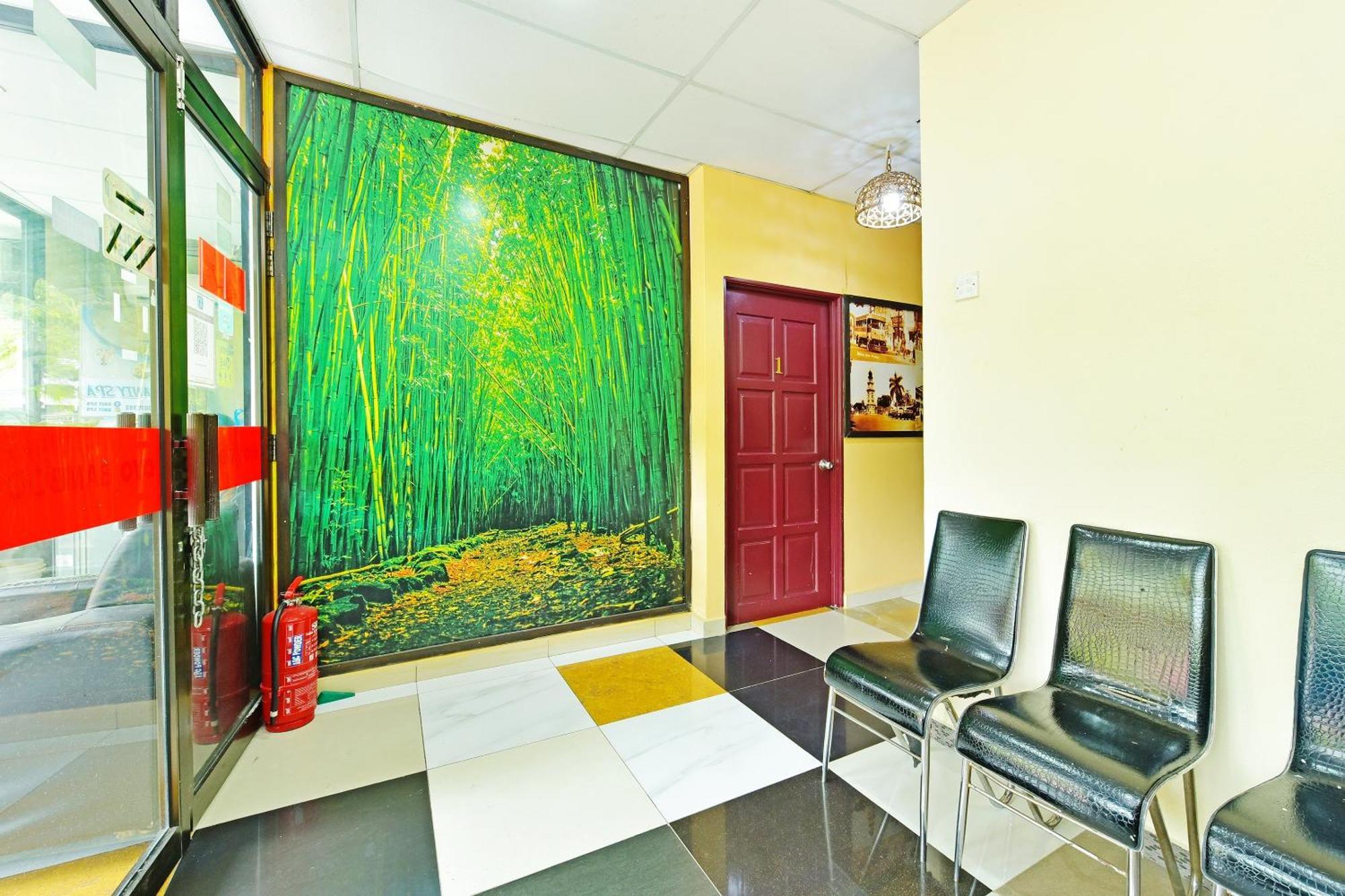 Oyo 873 Bamboo Inn Batu Feringgi Ngoại thất bức ảnh