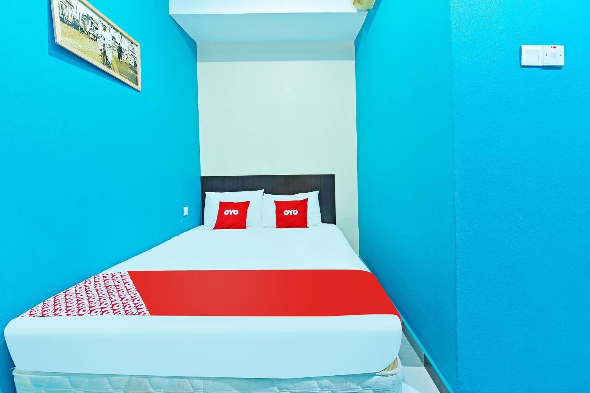 Oyo 873 Bamboo Inn Batu Feringgi Ngoại thất bức ảnh