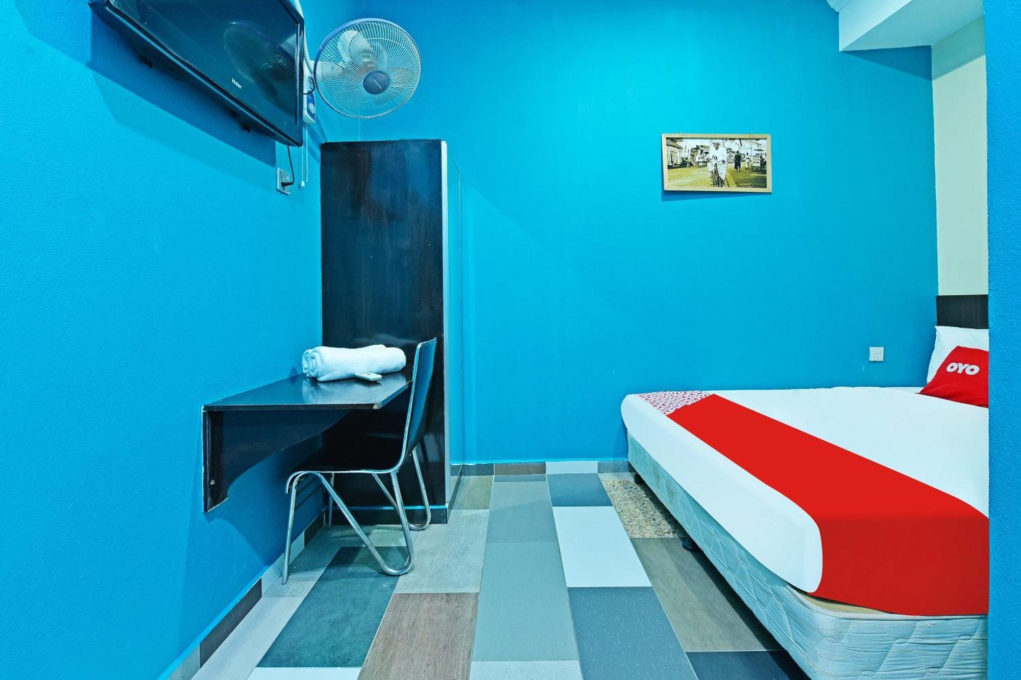 Oyo 873 Bamboo Inn Batu Feringgi Ngoại thất bức ảnh