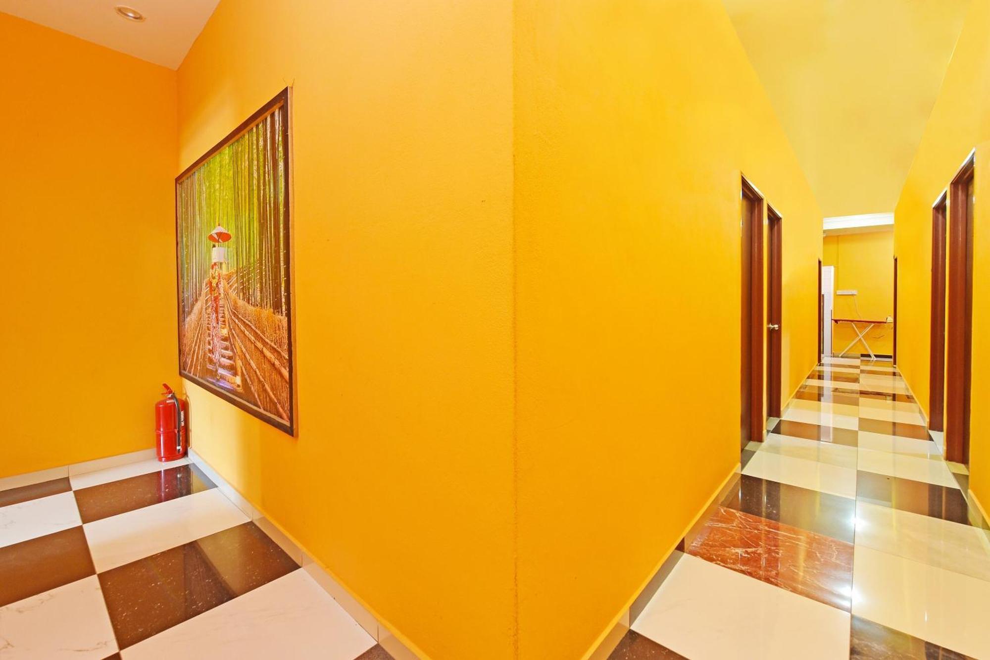 Oyo 873 Bamboo Inn Batu Feringgi Ngoại thất bức ảnh