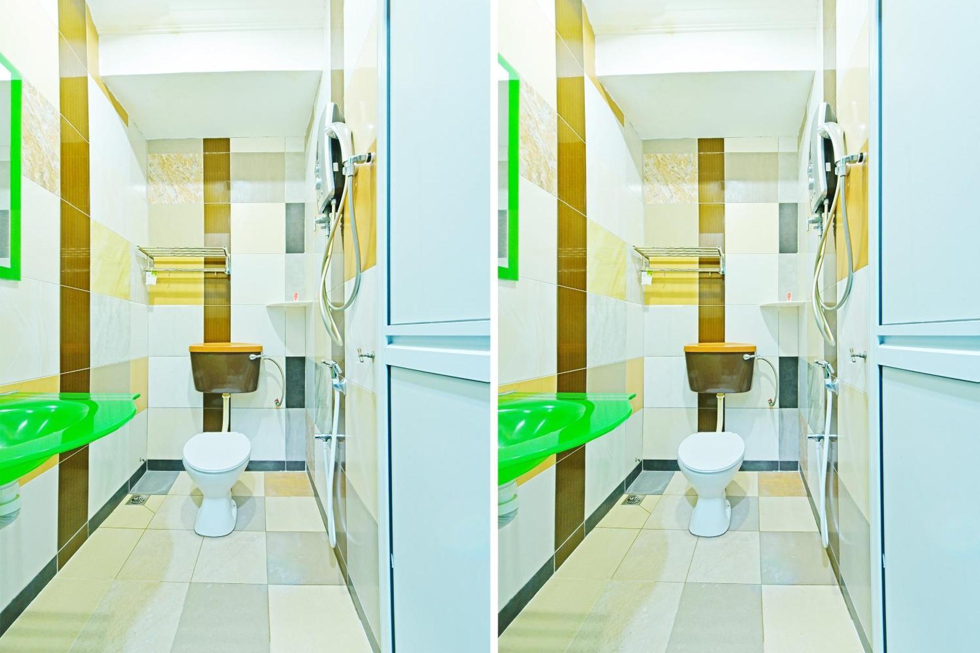 Oyo 873 Bamboo Inn Batu Feringgi Ngoại thất bức ảnh