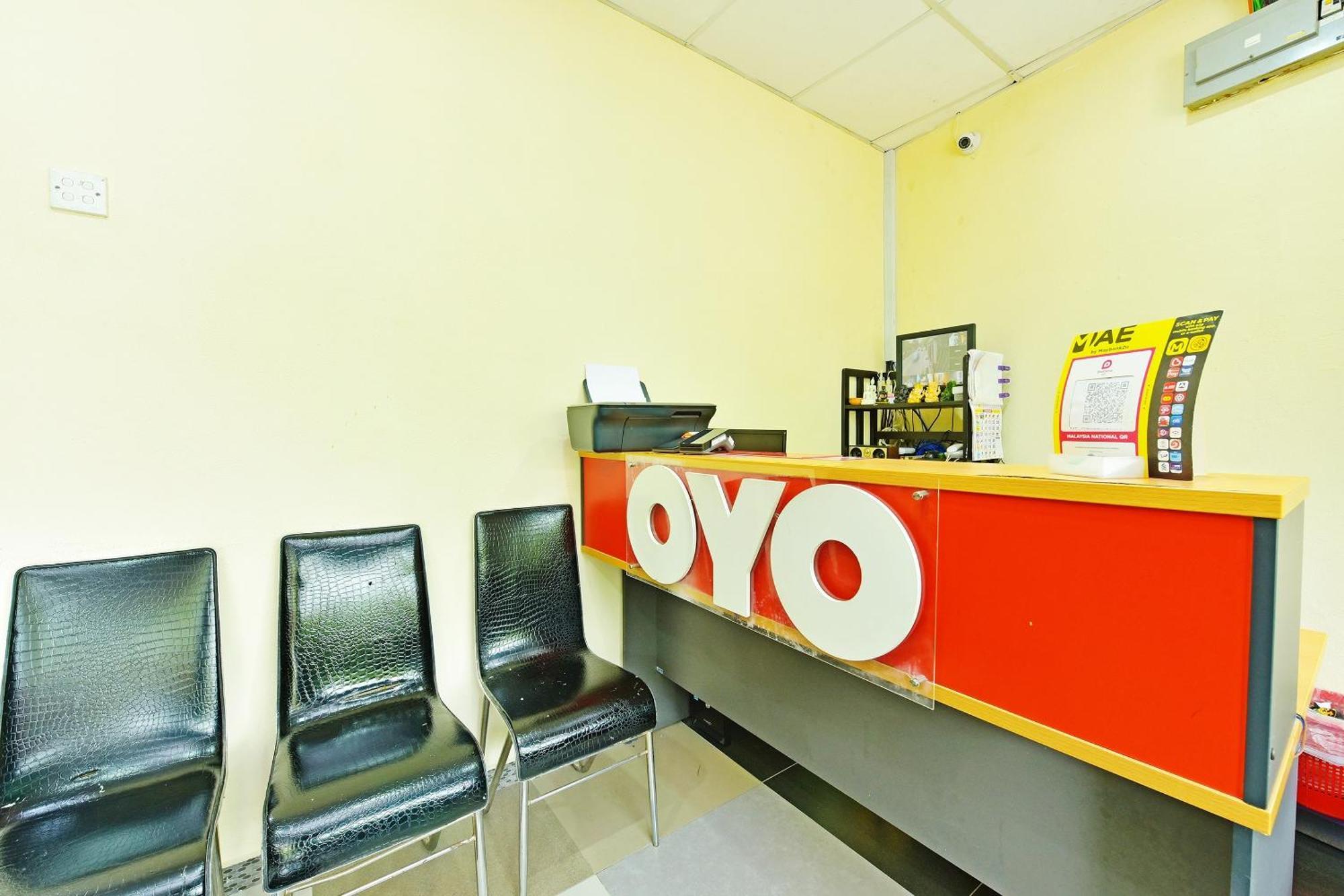 Oyo 873 Bamboo Inn Batu Feringgi Ngoại thất bức ảnh